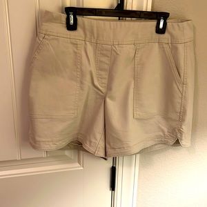 Westbound, Park Avenue fit, size 14, shorts